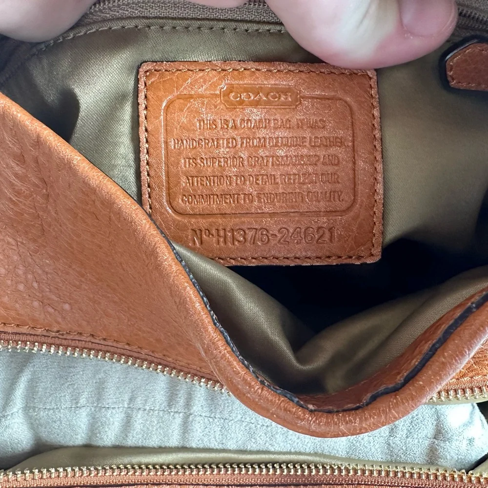 Coach Handbag - Picture 6 of 9